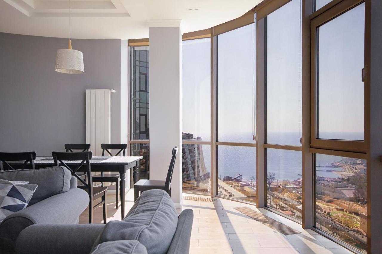 Gagarin Plaza Apartment Odessa Exterior foto