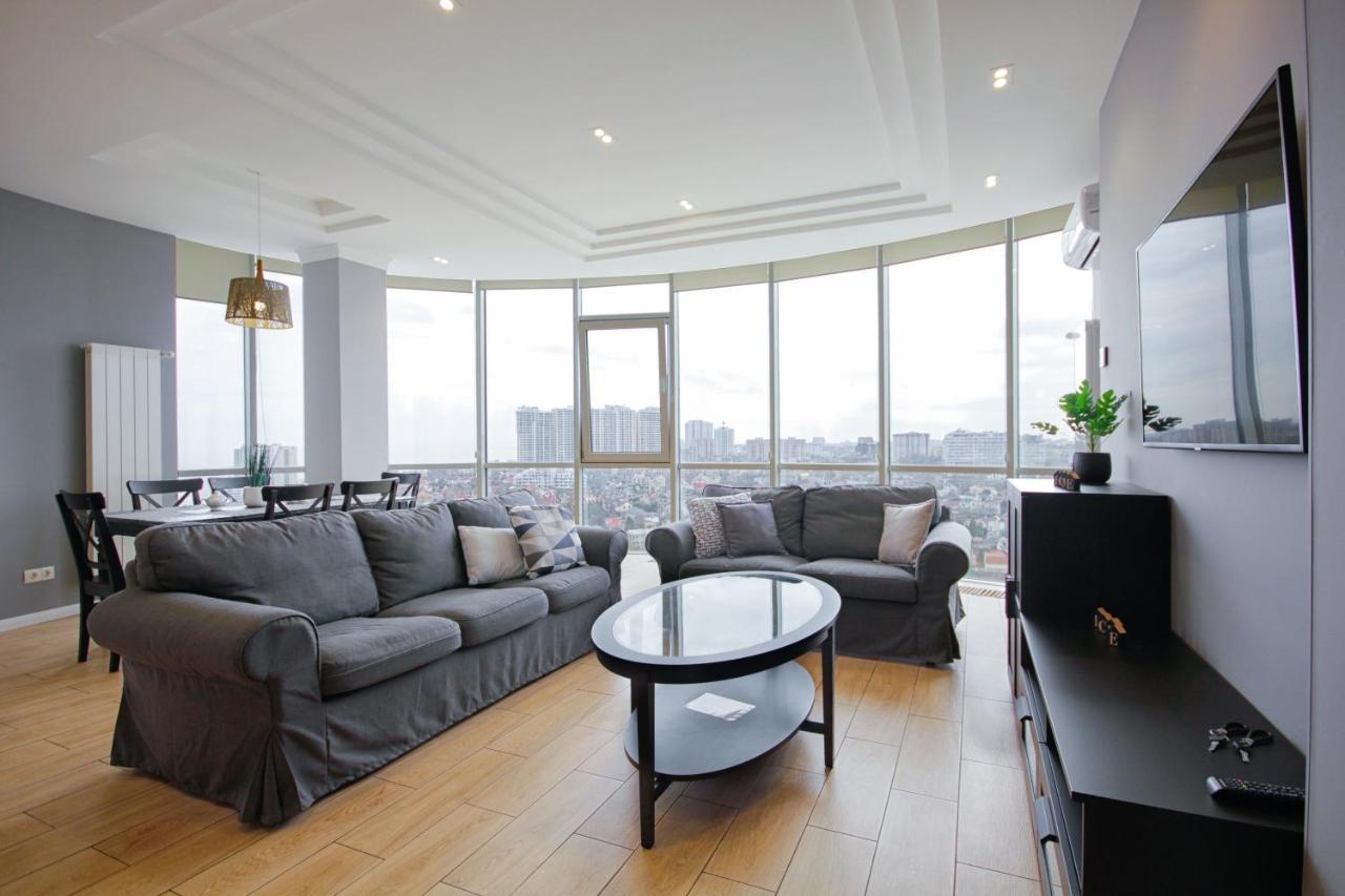 Gagarin Plaza Apartment Odessa Exterior foto